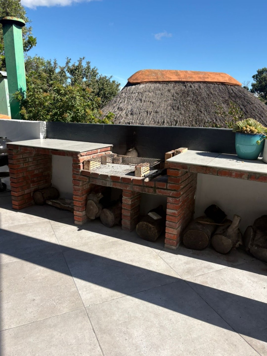 To Let 3 Bedroom Property for Rent in Camps Bay Western Cape